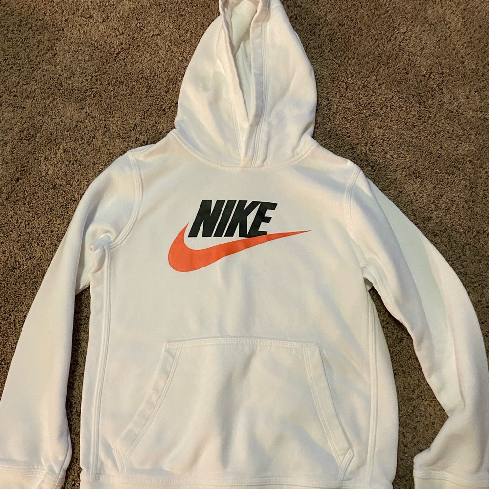 Boys Nike hoodie.  Very nice!